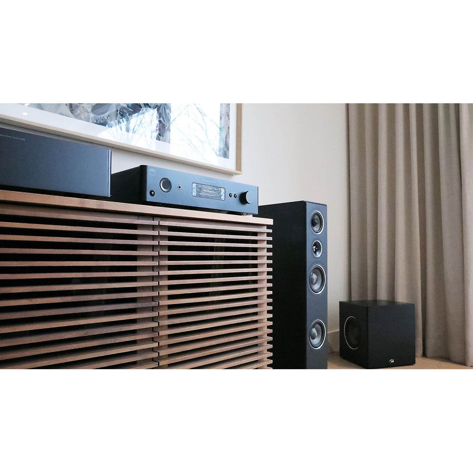 NAD C379 Integrated Hybrid Digital™ DAC Amplifier