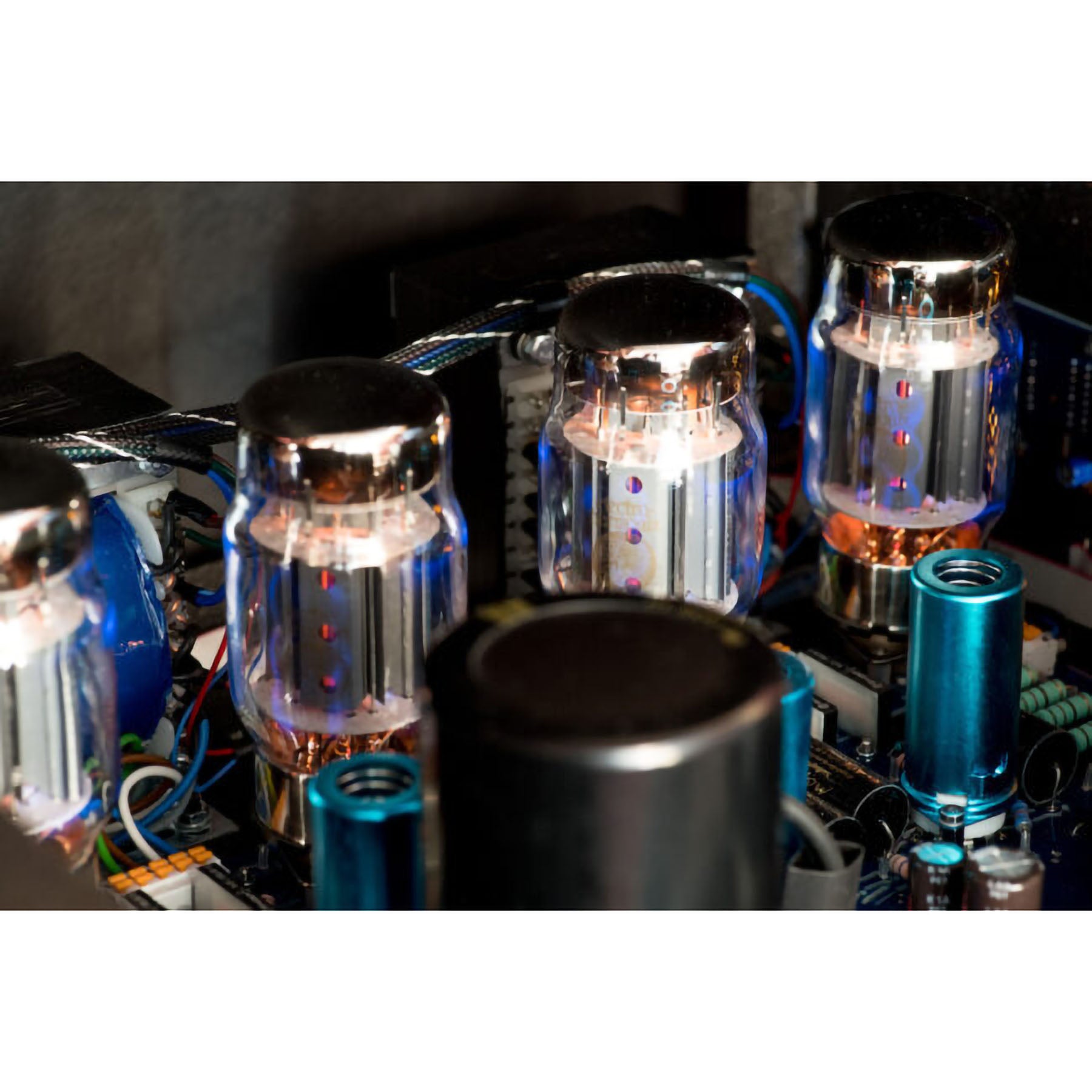 Canor Virtus I2 (Class A) Vacuum Tube Integrated Amplifier