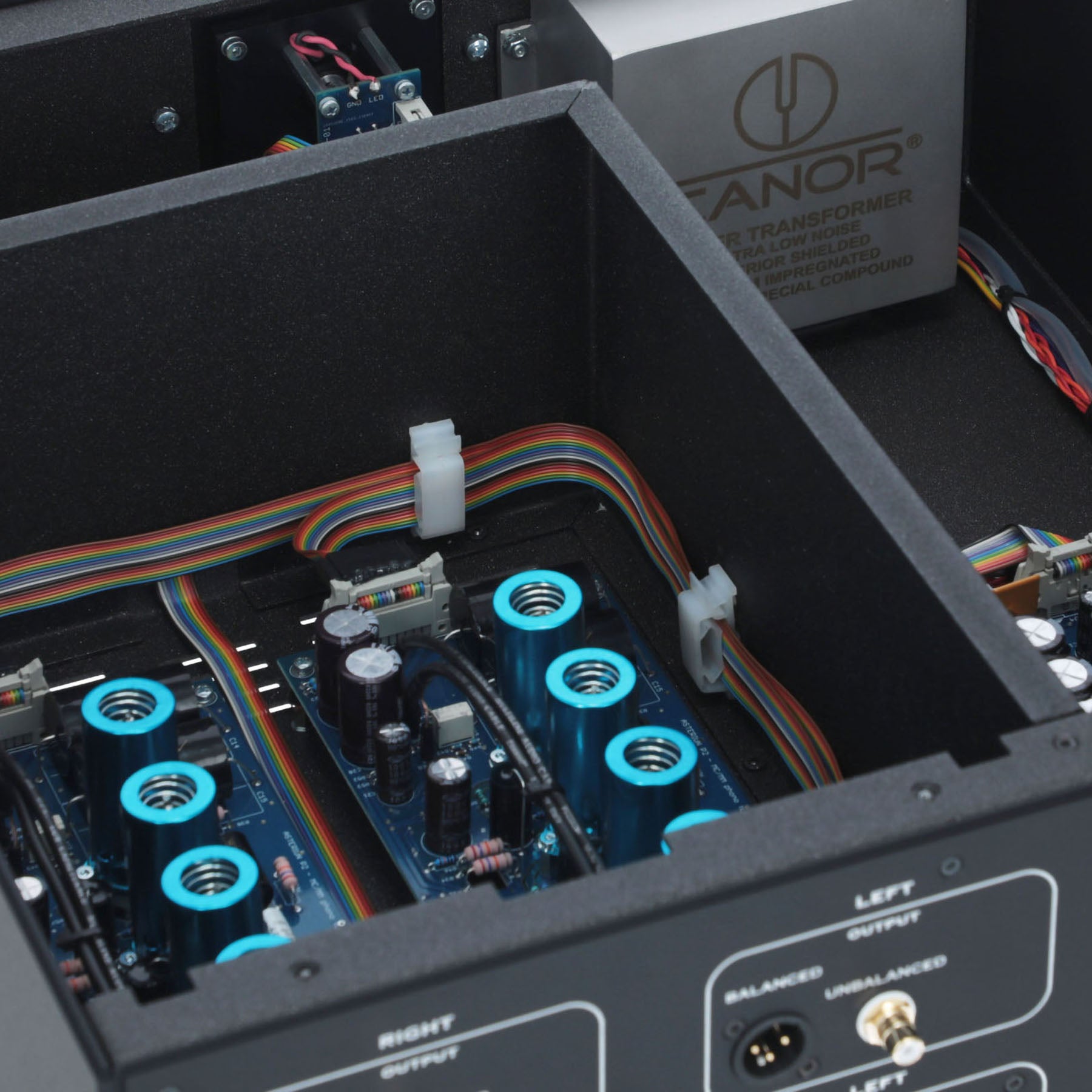 Canor Asterion V2 Tube Phono Preamplifier